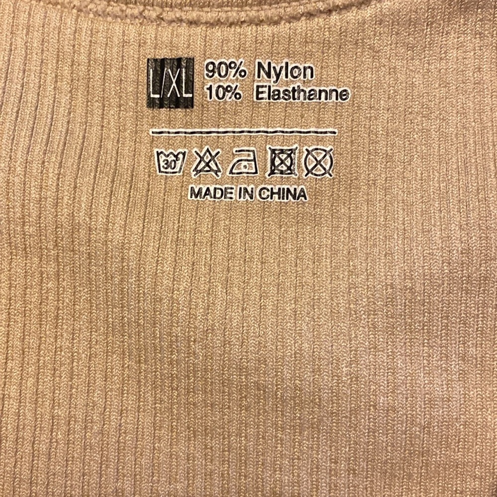 NWT-CROPPED TANK BRAMI - Picture 3 of 7